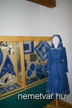 szendro-kek-festo-haz-muzeum-03.jpg